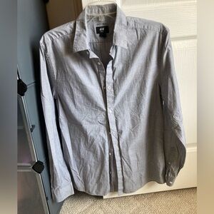 H&M Men's Gray Button Down Shirt